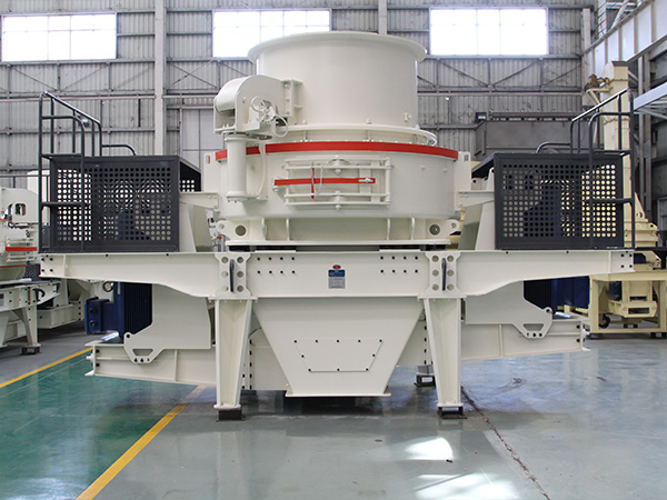 Quartz sand making machine